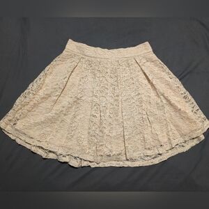 Forever 21 Cream Lace Pleated Mini Circle Skirt